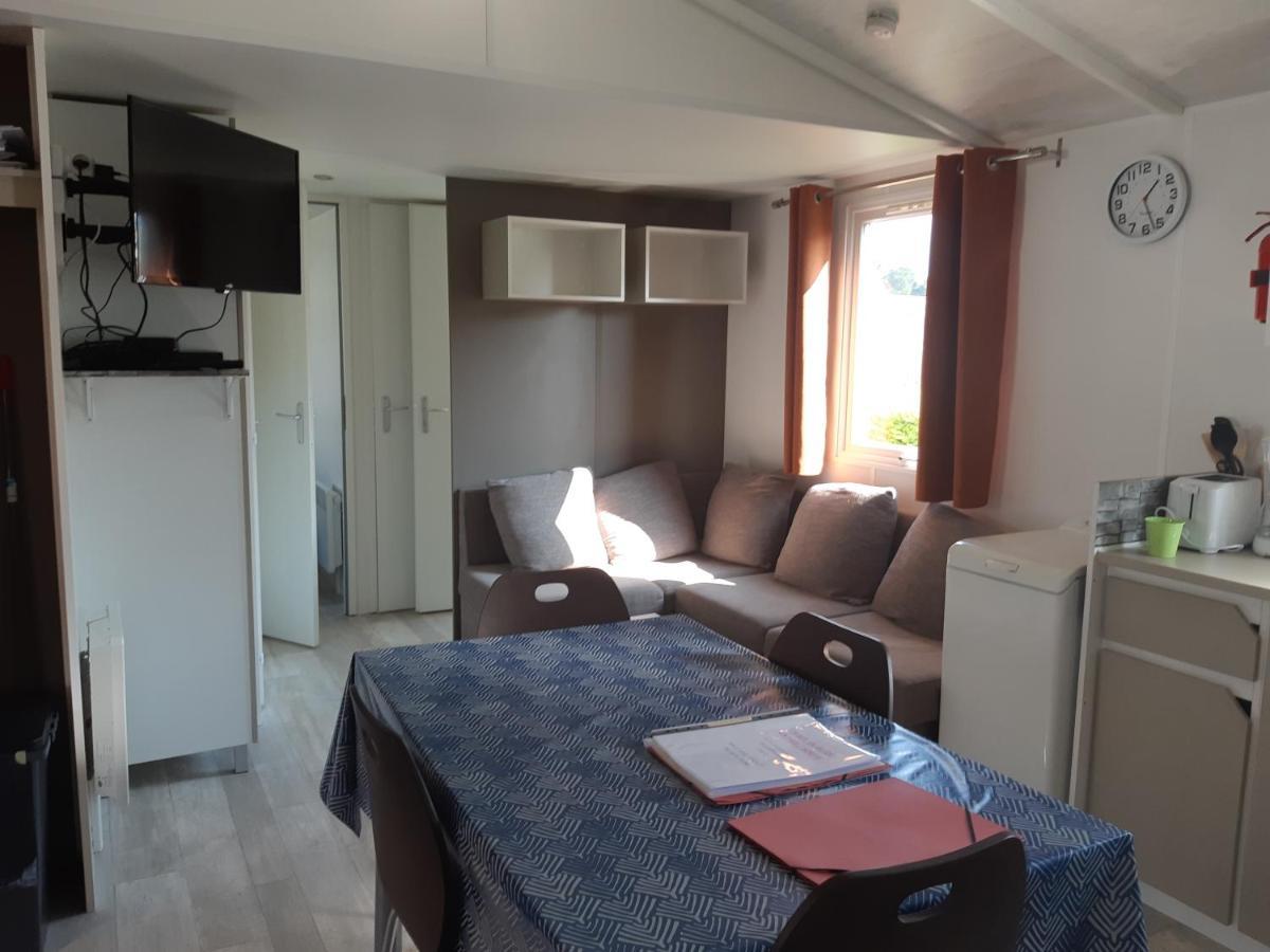 Les Mobiles Homes De La Palmyre Les Mathes Luaran gambar