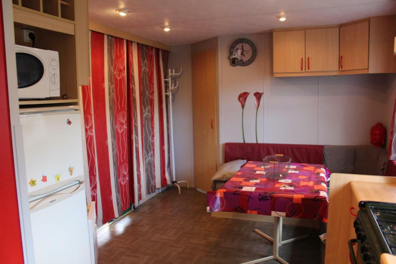 Les Mobiles Homes De La Palmyre Les Mathes Luaran gambar