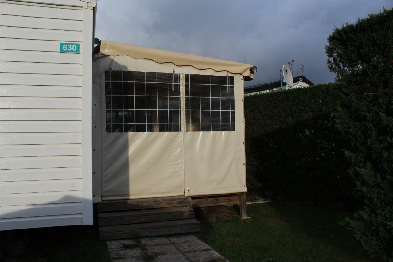 Les Mobiles Homes De La Palmyre Les Mathes Luaran gambar