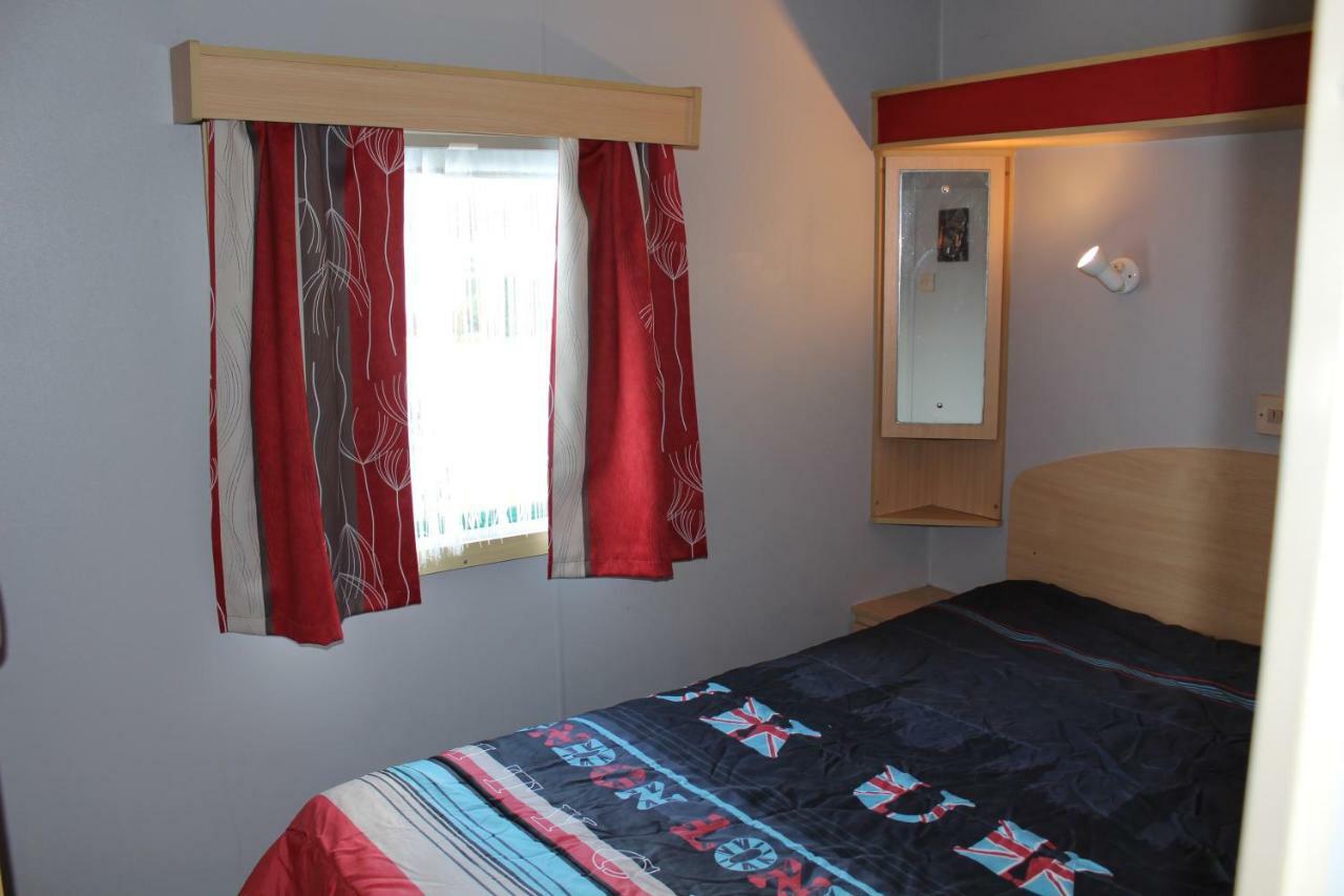 Les Mobiles Homes De La Palmyre Les Mathes Luaran gambar